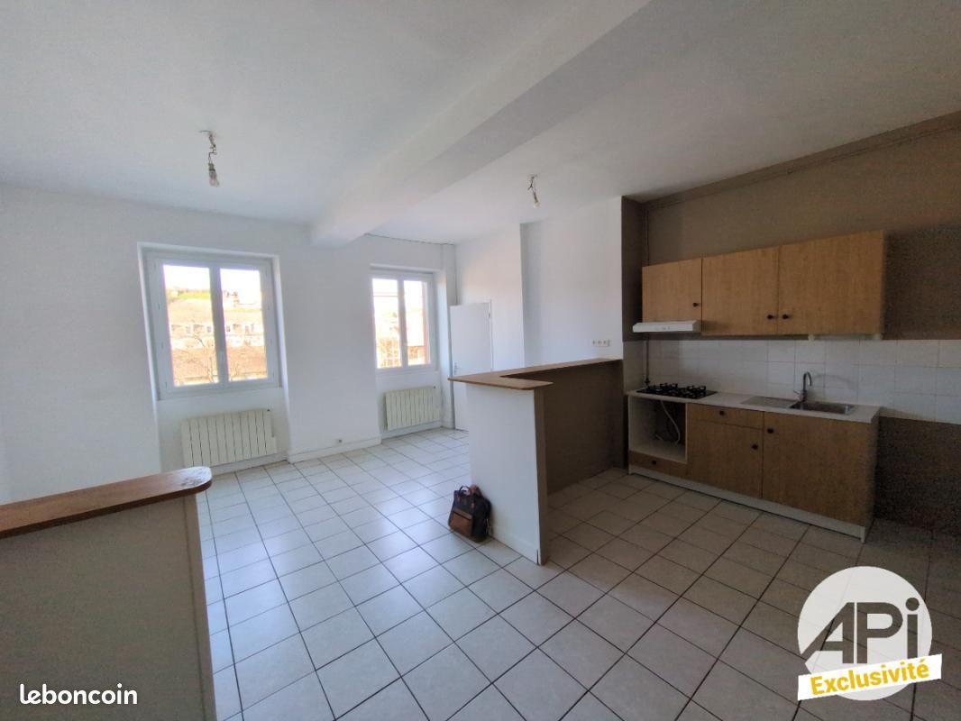 Appartement 4 pièces 77 m² · à Rive-de-Gier · 77 m² · 80 000 €