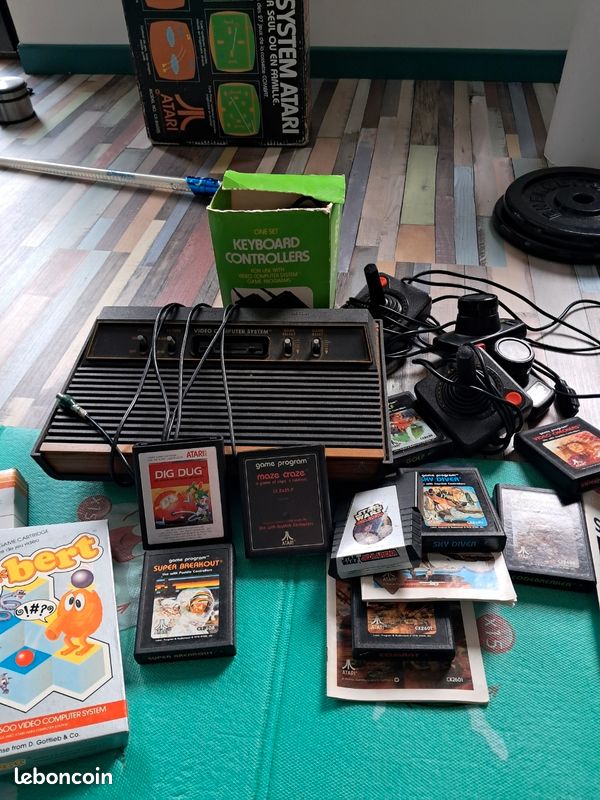 Console Atari 2600 En Boîte + Manette + Jeux – Occasion (non Testée)