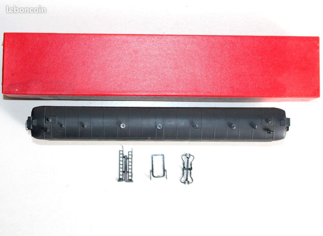 Voiture voyageurs pour train miniature