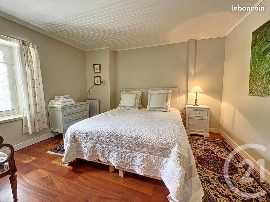 Maison 5 pièces 166 m² - Saint-Laurent-de-Cognac 16100 (image principale 15)