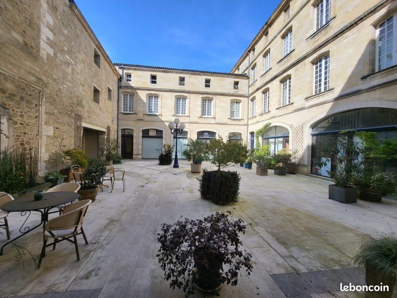 Appartement 3 pièces 116 m² · à Bordeaux · 116 m² · 300 000 €