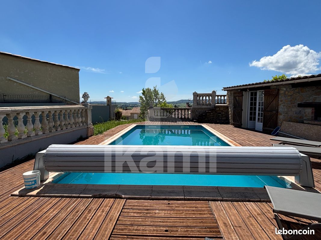 Maison 7 pièces 141 m² · à Laudun-l'Ardoise · 141 m² · 295 000 €