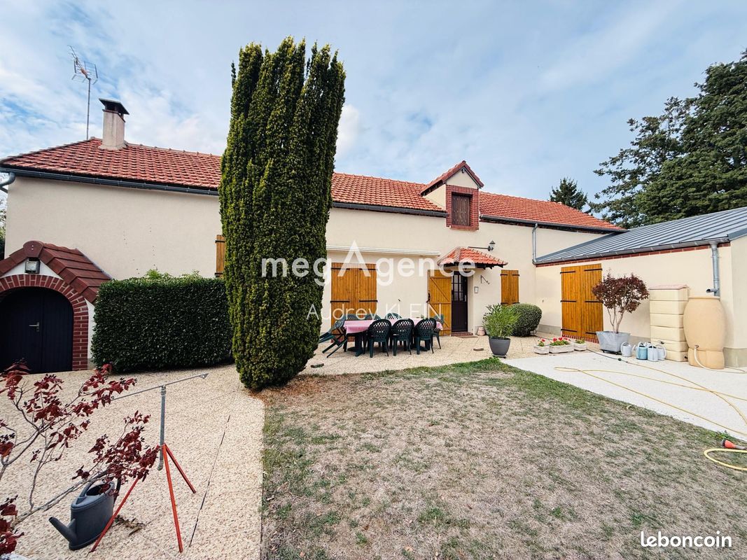 Maison 5 pièces 152 m² · à Villeneuve-sur-Yonne · 152 m² · 249 000 €