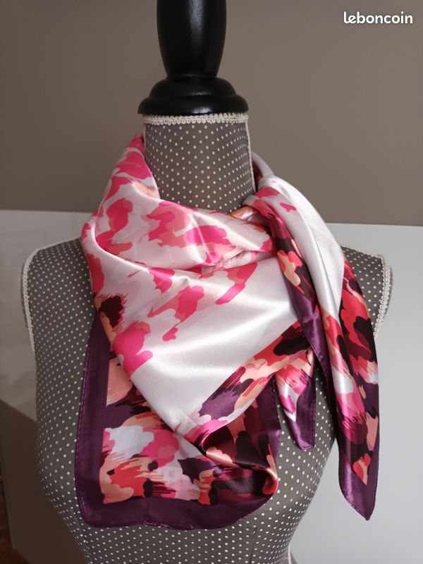 Foulard Rodier rose violet blanc (image 8)
