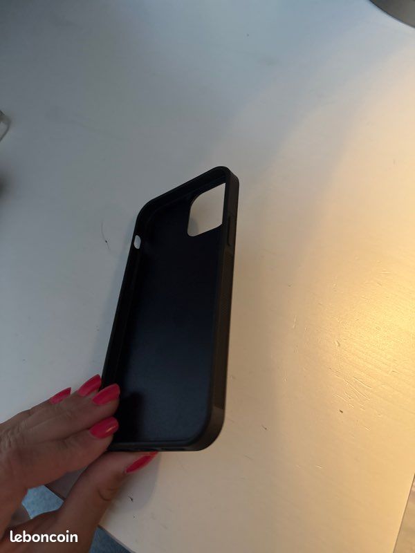 Coque iPhone 12 (image 3)