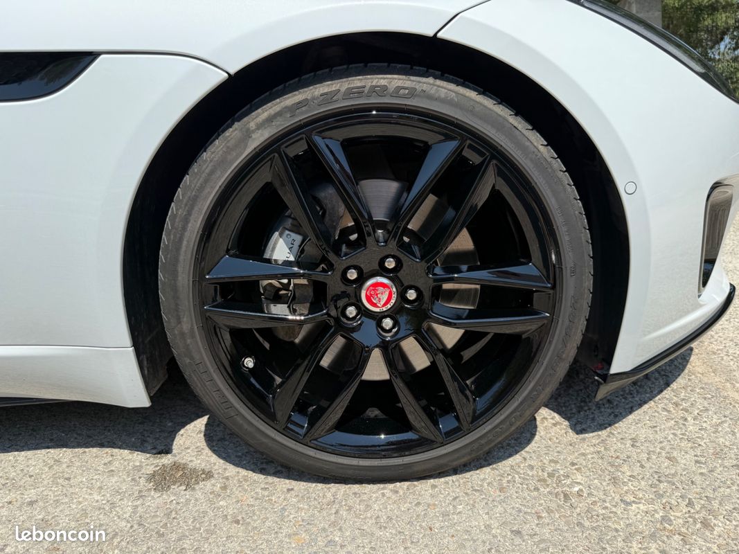 JAGUAR F-TYPE ROADSTER 2.0 T P300 R-DYNAMIC BVA FACELIFT FULL OPTIONS PAS DE MALUS SUPERBe (image 11)