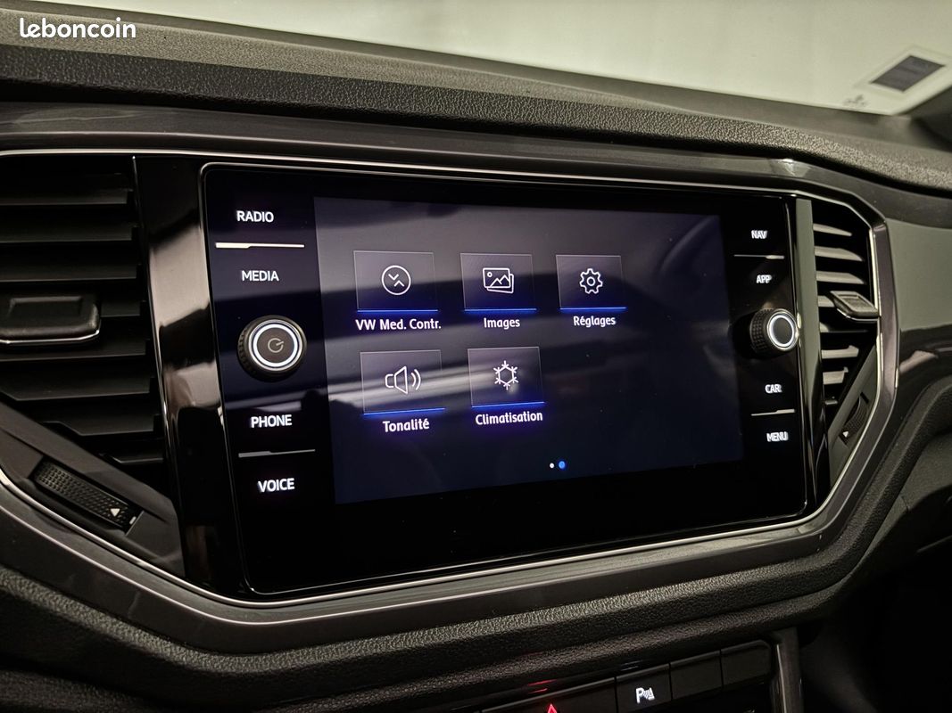 VOLKSWAGEN T-ROC 2.0 TDi 150 R-LINE DSG7 ATTELAGE CAMERA ACC (image 49)