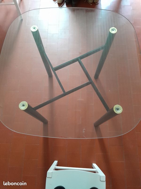 Table plateau en verre (image 1)