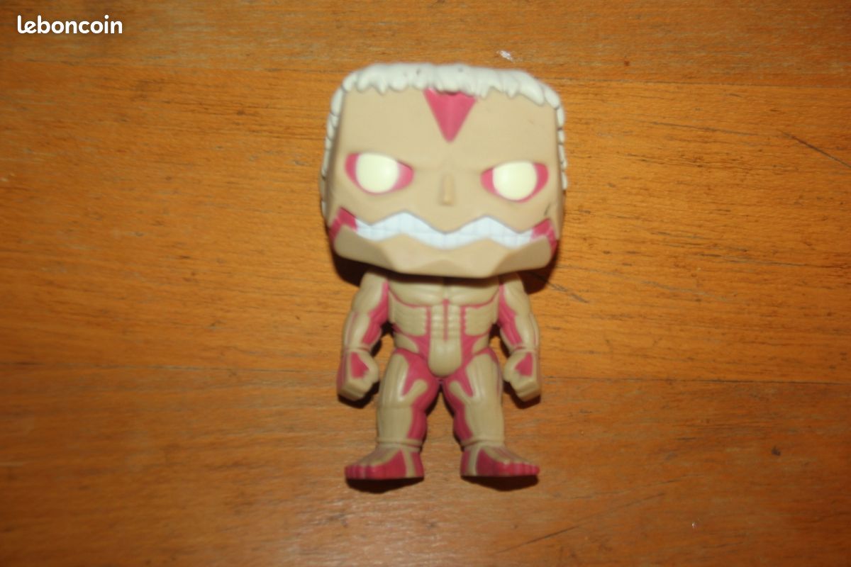 Funko pop l attaque des titans n°234 cuirassé - Jeux & Jouets