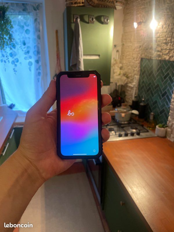 IPhone 12 mini 64go (image 1)
