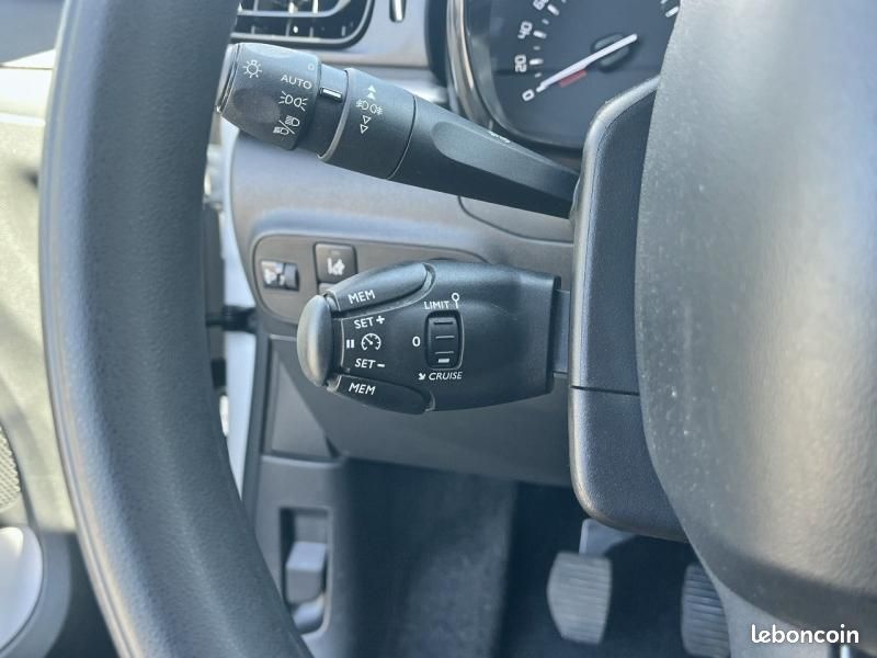 Citroen C3 PureTech 82ch Feel Business S&S E6.d (image 14)