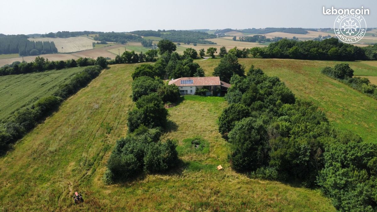 Maison 6 pièces 217 m² · à Beaumont-de-Lomagne · 217 m² · 577 500 €