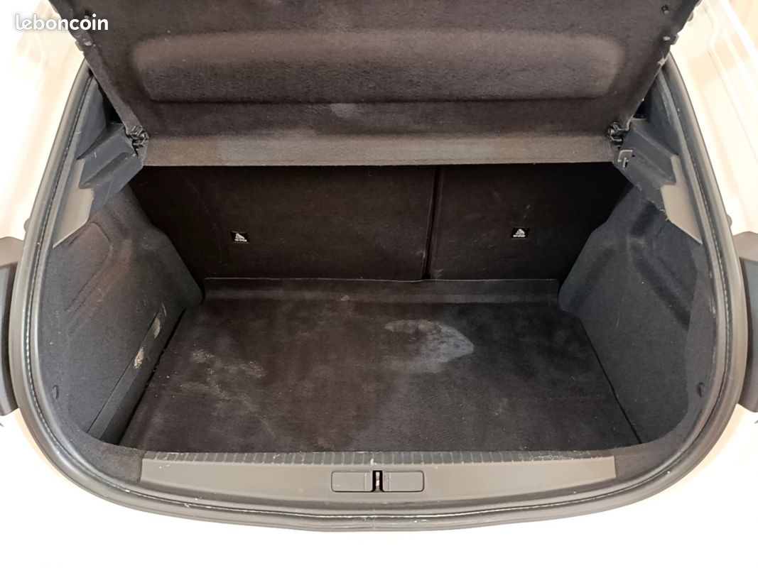 Peugeot 208 (2) PureTech 100 Allure Business (image 8)