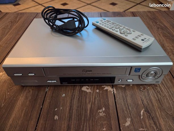 Magnétoscope VHS LG MG25 - Autres Livres, K7 et DVD (14383341