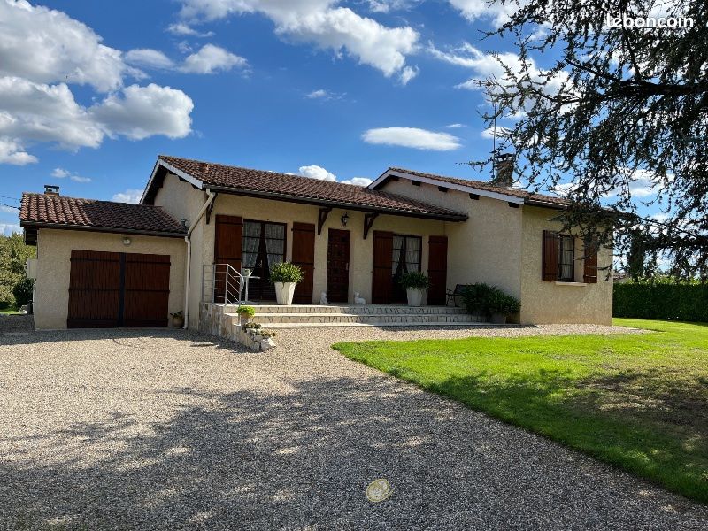Maison 4 pièces 102 m² · à Calonges · 102 m² · 215 000 €