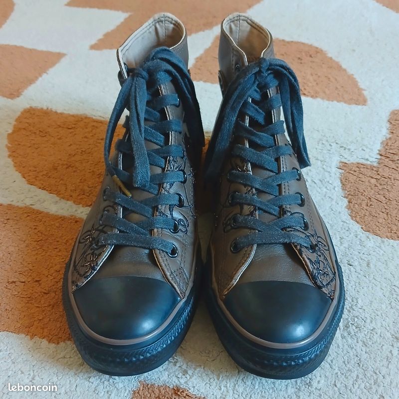 Converse Chuck Taylor All Star - Cuir Montantes Marron - Motifs Brodés | Pointure 41 (image 2)