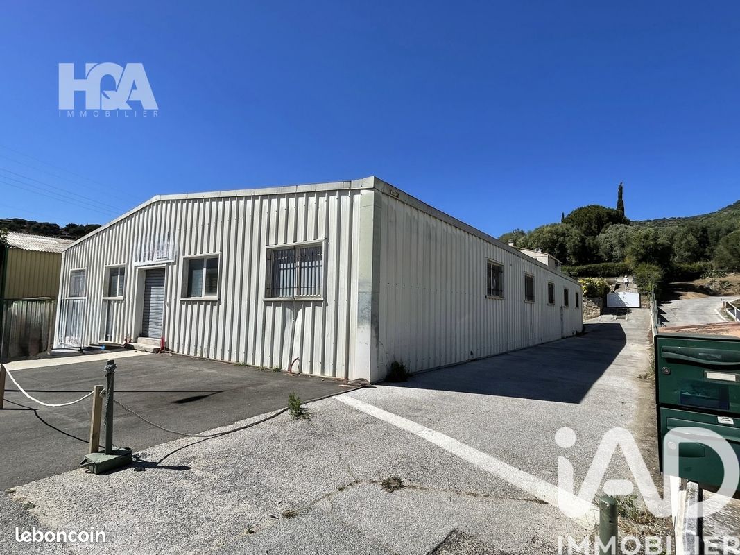 Immeuble 678 m² · à Le Lavandou · 678 m² · 1 999 000 €