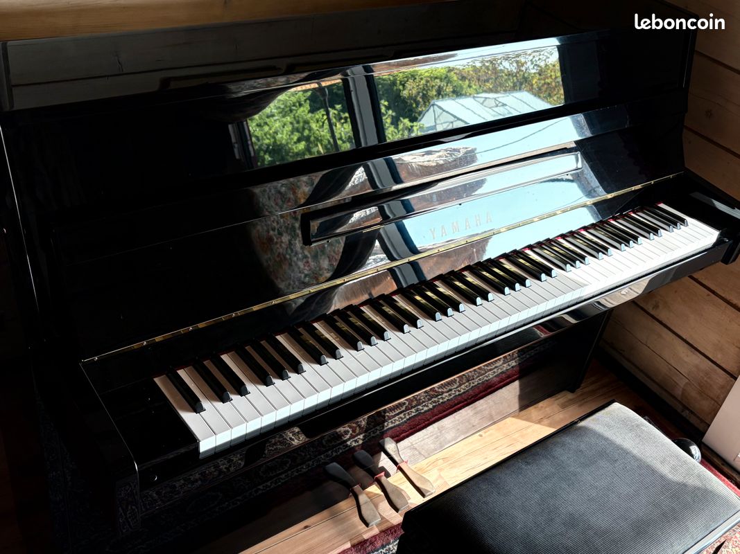 Piano Yamaha B1 noir (image 3)