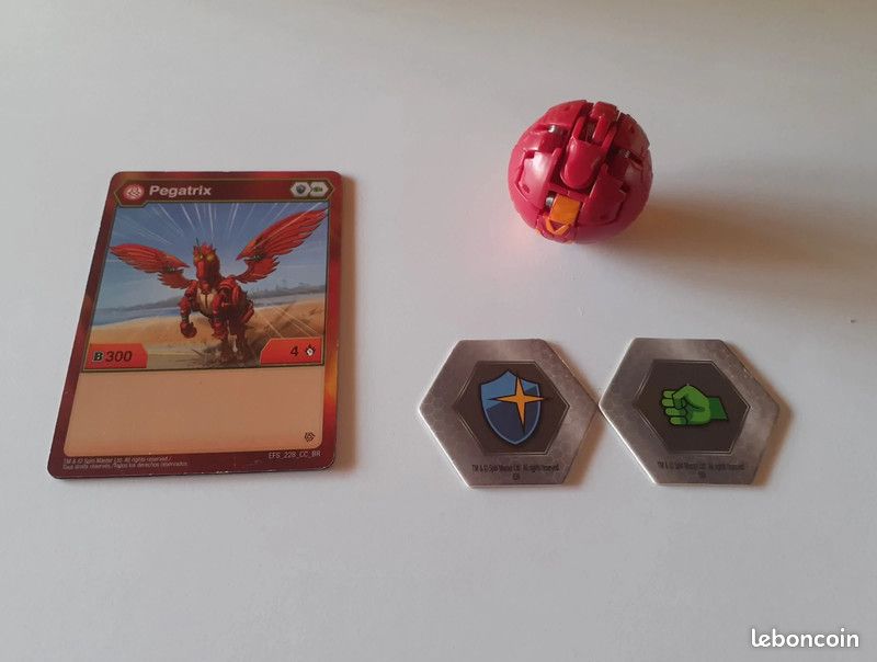 Bakugan Pegatrix + carte + 2 BakuCores – très bon état (image 3)