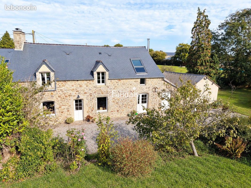 Maison 4 pièces 98 m² · à Magneville · 98 m² · 250 000 €