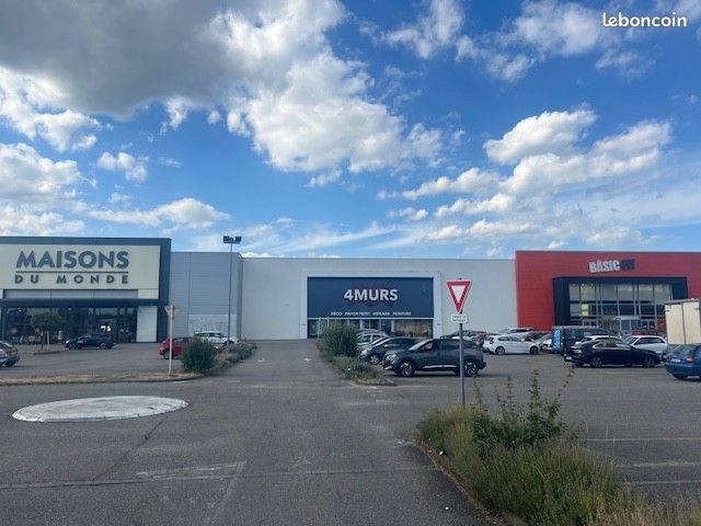 Local 1656 m² KINGERSHEIM (image 2)