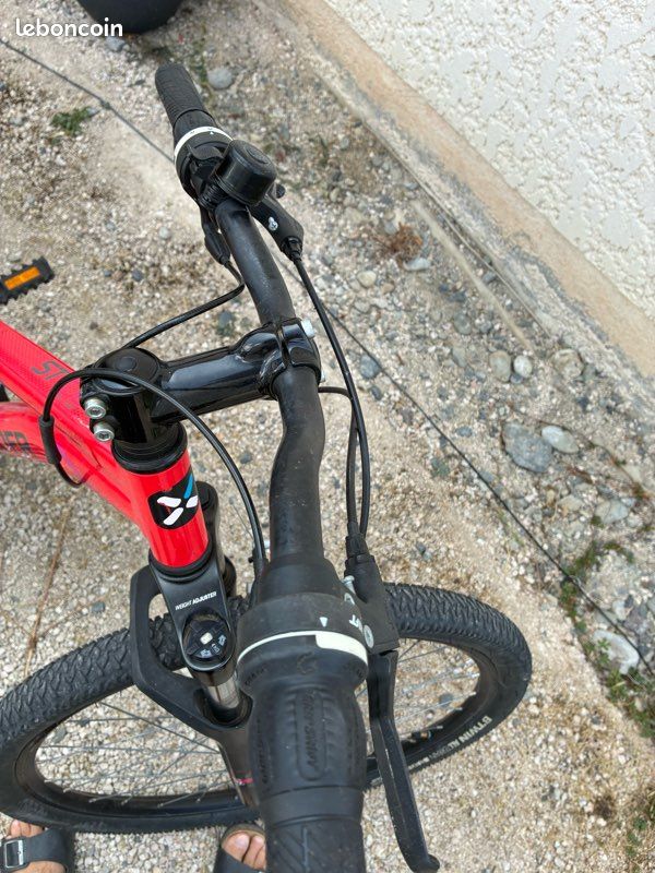VTT rockrider St 100 (image 2)