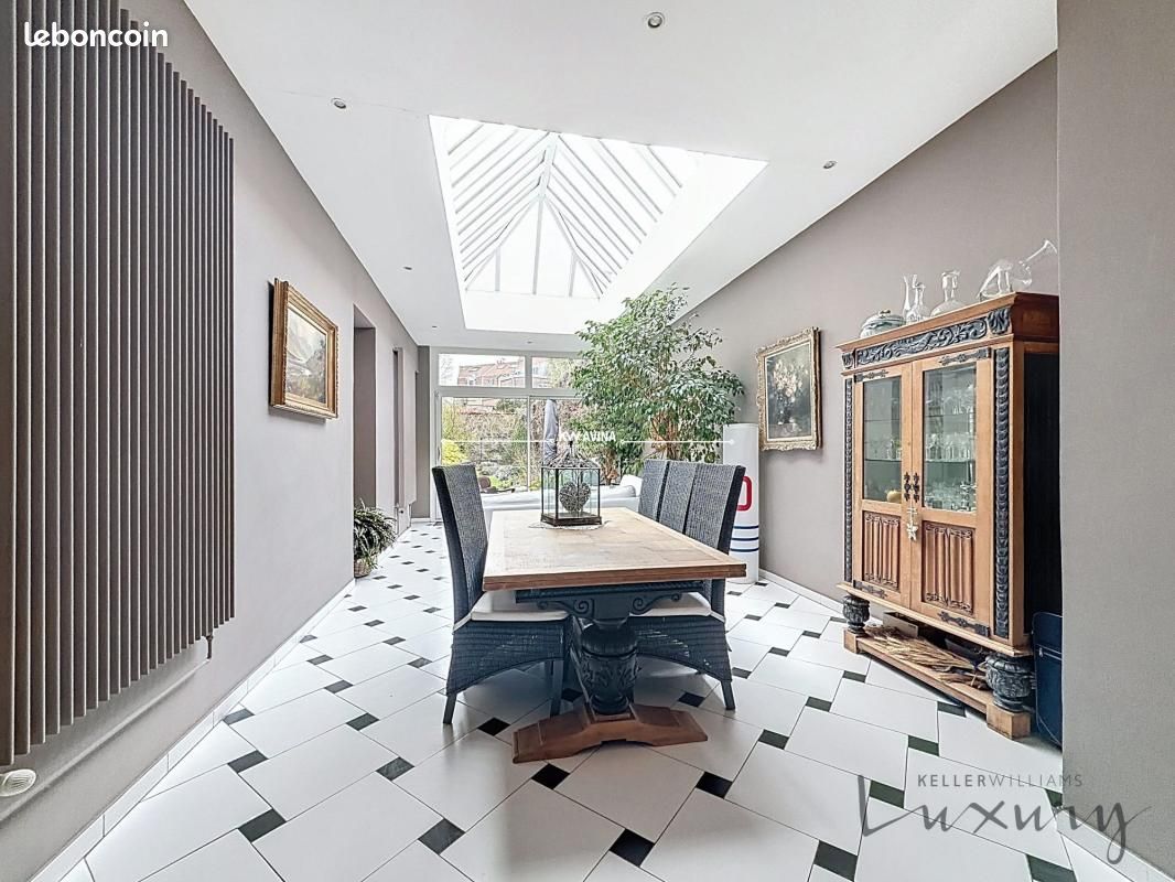 Maison 9 pièces 255 m² · à Dunkerque · 255 m² · 684 000 €