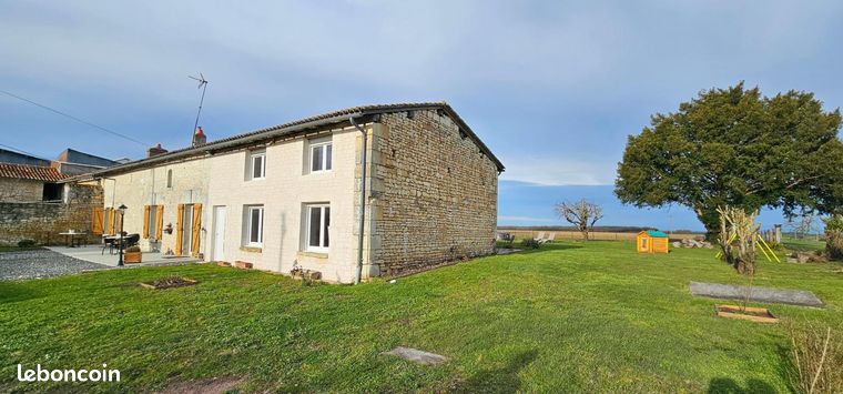 Maison 3 pièces 140 m²