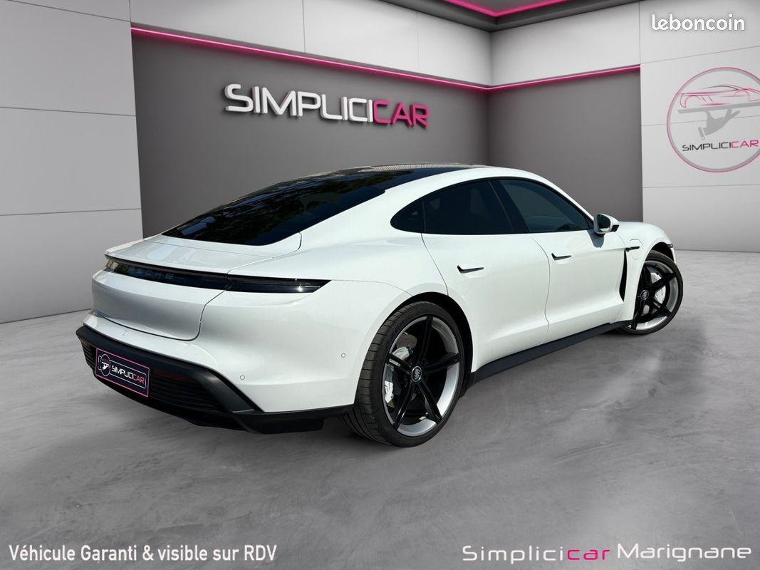 PORSCHE TAYCAN 4S 530 ch GARANTIE PORSCHE APPROVED - ECRAN PASSAGER - BOSE - TOIT PANO - CAM 360 - (image 3)