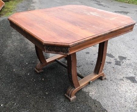 Table carrée rétro (image 1)