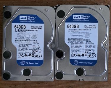 DISQUE DUR 500 go western digital blue , 3.5 pouce , SATA 6.0 Gb/s WD5000AAKX EUR 7,00 - FR
