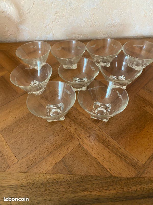 Lot de 9 coupes à glace (image 1)