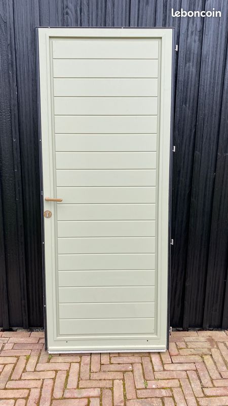 Porte extérieure (image 2)