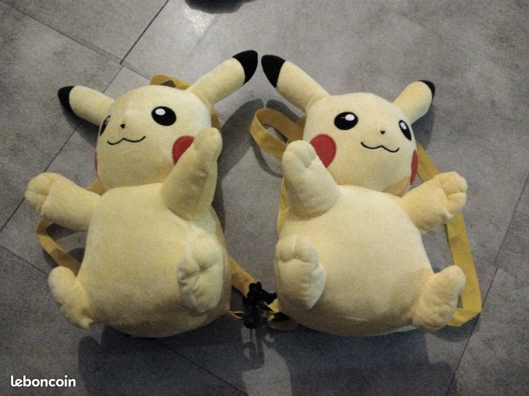 Sac à dos PIKACHU (image 1)