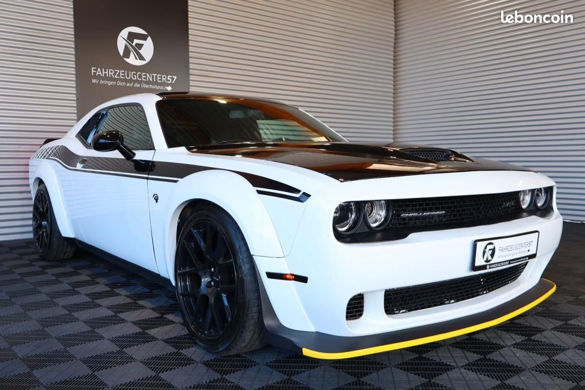Dodge Challenger R/T HEMI 5.7L/ WIDE BODY/CIEL ÉTOILÉ (image 8)