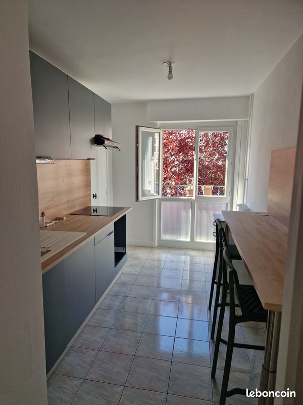 Appartement 3 pièces 65 m² · à Saint-André-les-Vergers · 65 m² · 900 €