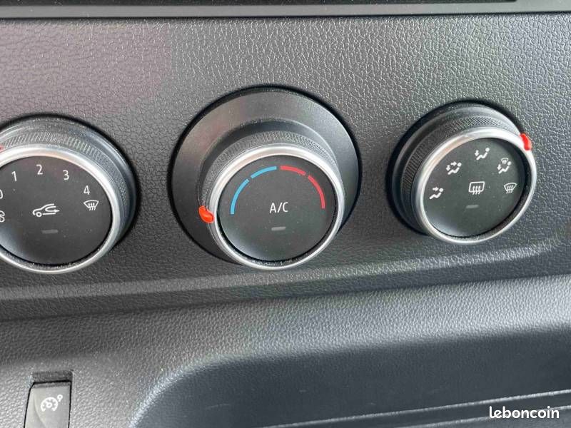 Renault Master FOURGON FGN TRAC F3500 L2H2 BLUE DCI 135 CONFORT (image 19)