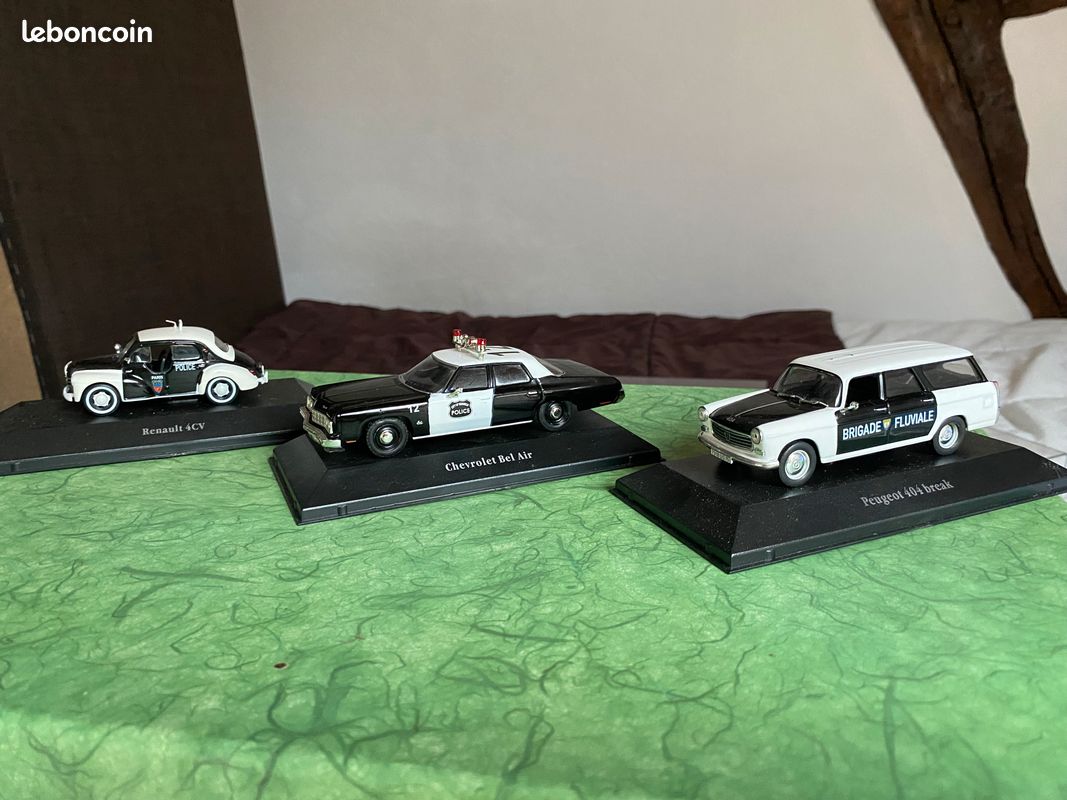 Lot de 18 voitures 1/43 (image 2)