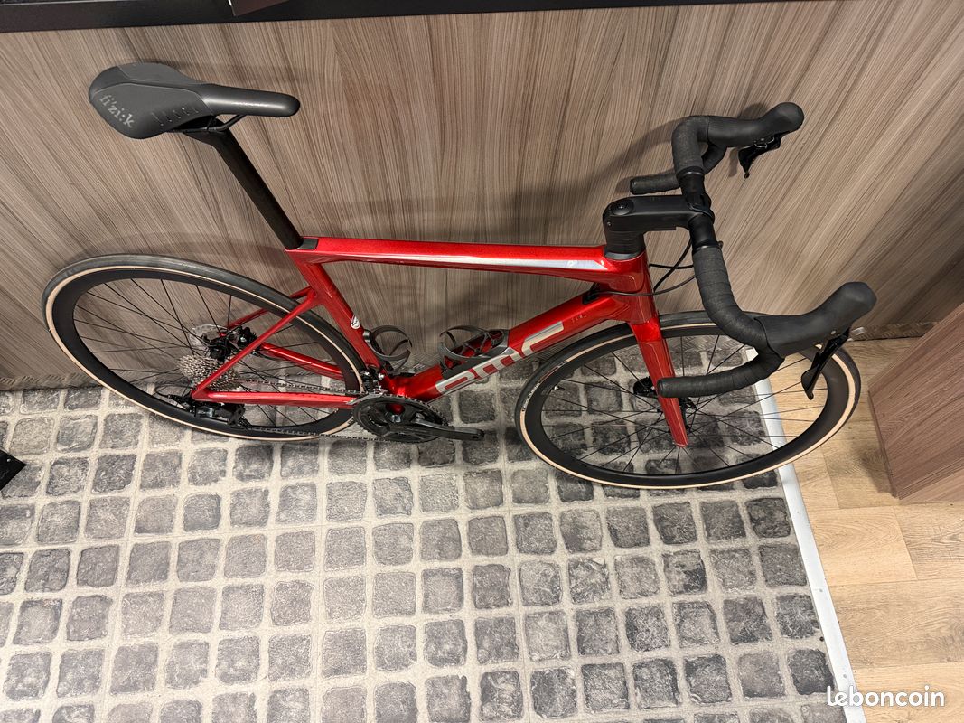 Vélo De Route SCOTT CR1 Carbone – Taille M (54), Noir/rouge, Shimano, 30 Vitesses – Occasion
