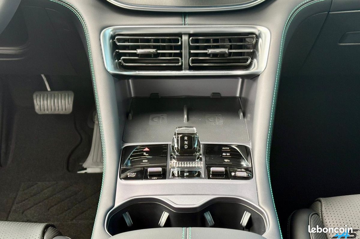 BYD Seal U 1,5 DM-I 218CH PHEV COMFORT (image 12)