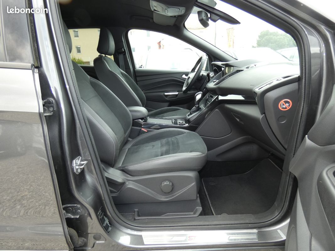 FORD KUGA 1.5 TDCi 120 4x2 Powershift ST-Line (Historique de factures d'entretien dispo) (image 14)