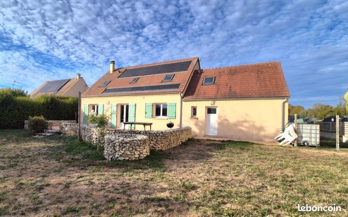 Maison 6 pièces 129 m² · à Villiers-Saint-Georges · 129 m² · 279 000 €
