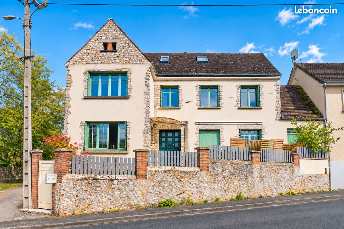 Maison 6 pièces 136 m² · à Maintenon · 136 m² · 189 000 €