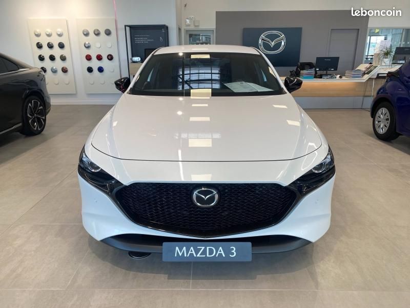 Mazda Mazda 3 2.0 e-SKYACTIV-X M-Hybrid 186ch Homura 2025 Euro6e (image 2)