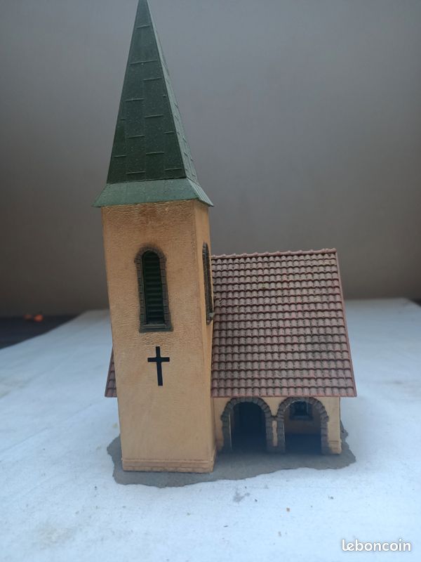 Lot Bâtiments FALLER HO Maquettes Montées : Hôtel, église, Immeubles, Maison, Plastique