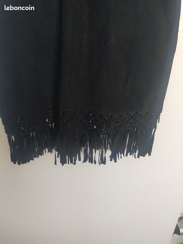 Vends robe en peau (image 2)