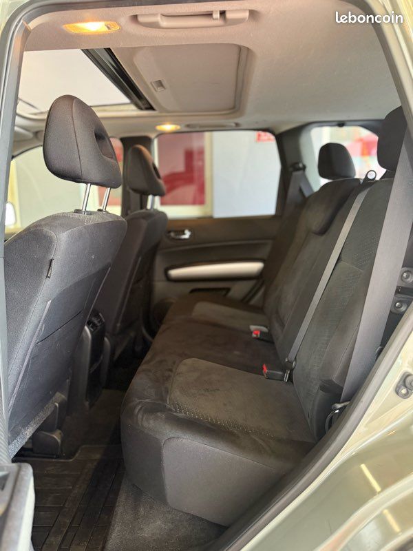 Nissan Xtrail/1main/4x4/Carnet d’entretien COMPLET/AN2014/Phase2/Magnifique configuration/Excellent état (image 7)