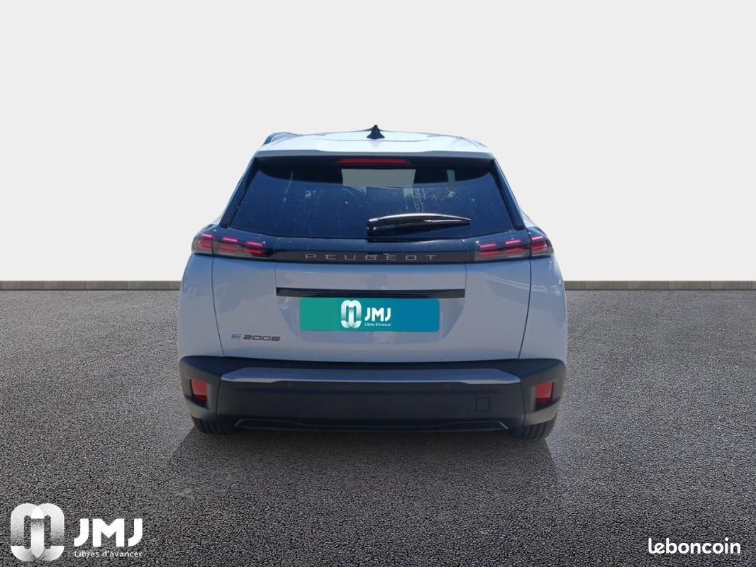Peugeot 2008 ELECTRIQUE 54 kWh 156 ch Allure (image 3)