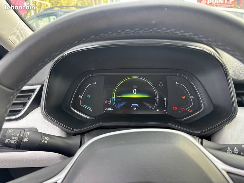 Renault Clio E-Tech full hybrid 145 Evolution (image 29)