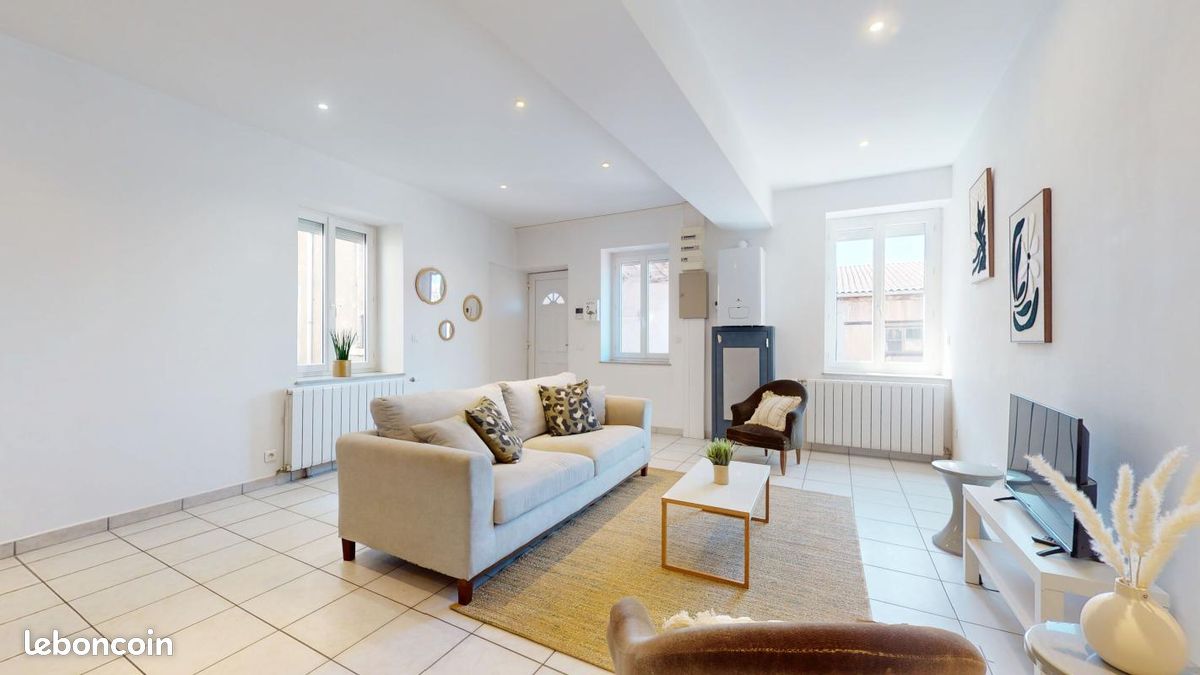 Appartement 3 pièces 85 m² · à Villefranche-sur-Saône · 85 m² · 205 000 €